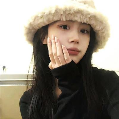 傻白甜的霸总老公 海报