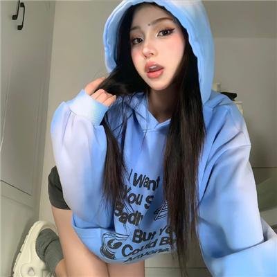储物柜女孩 海报